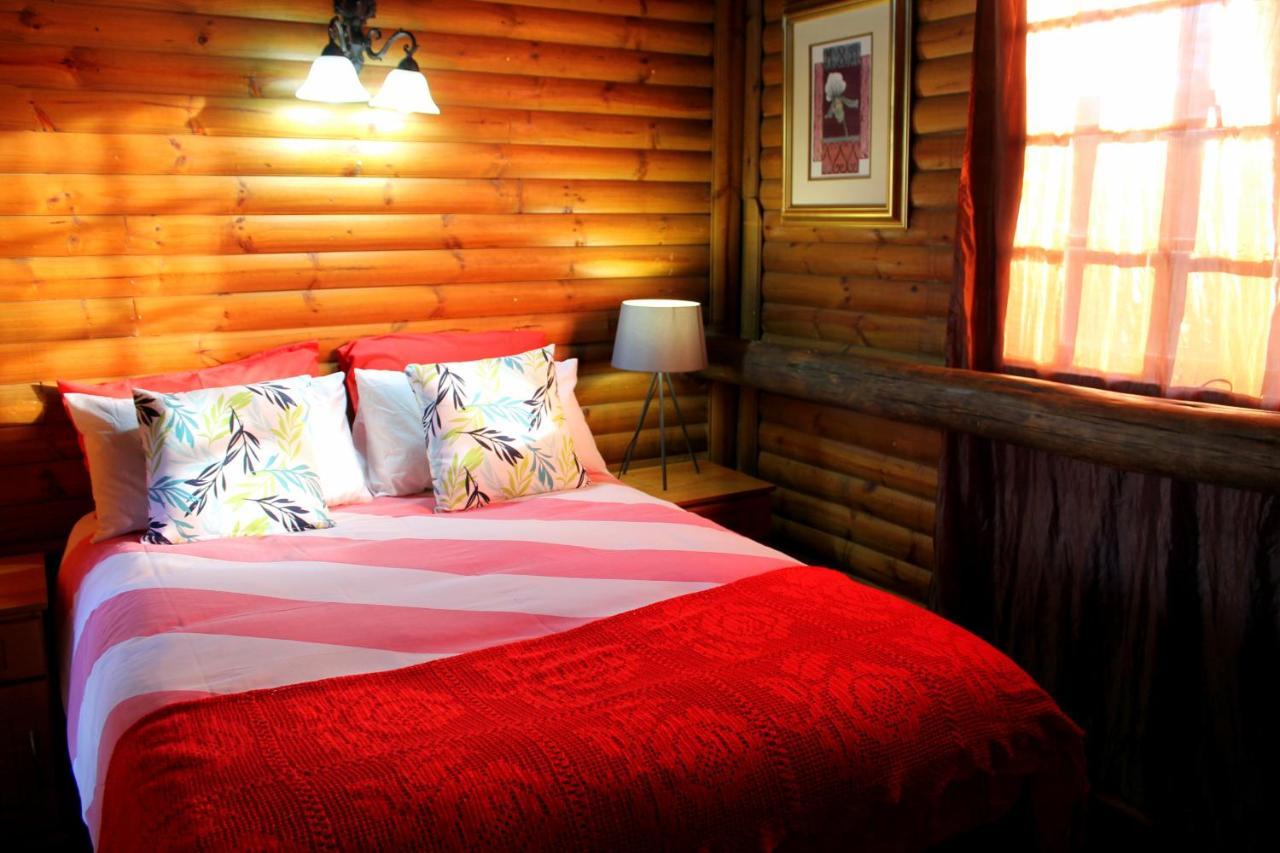Ndlovu Log Home Dinokeng Klipdrift Buitenkant foto