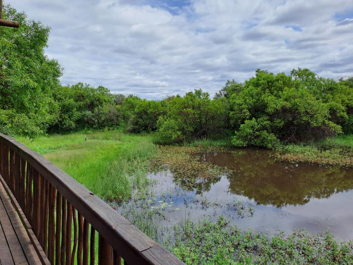 Ndlovu Log Home Dinokeng Klipdrift Buitenkant foto