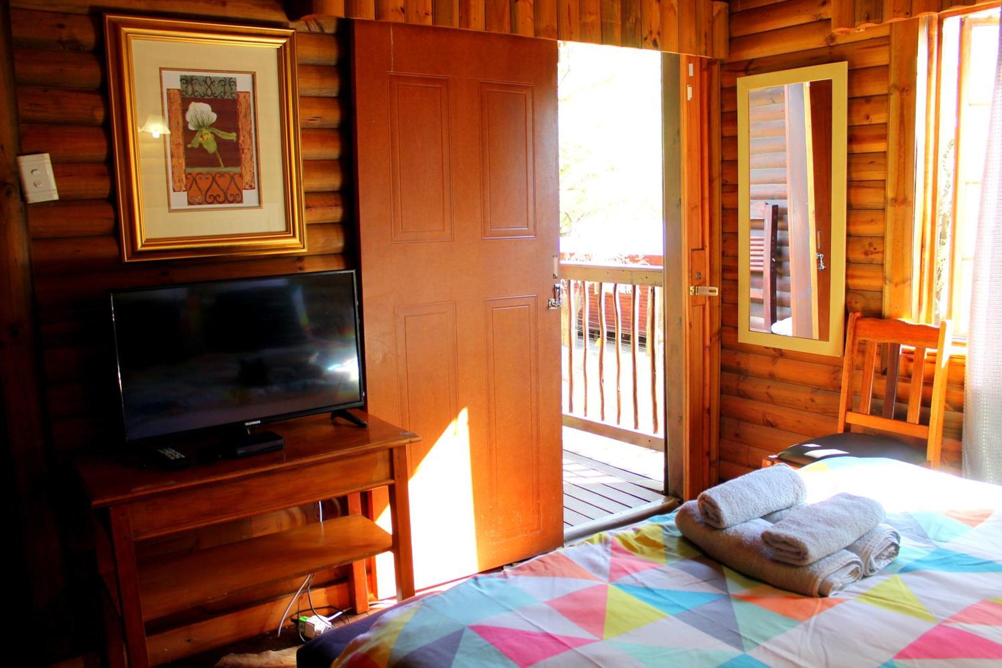 Ndlovu Log Home Dinokeng Klipdrift Buitenkant foto